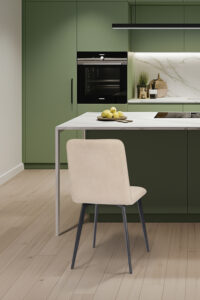 chaise yumi beige arrière